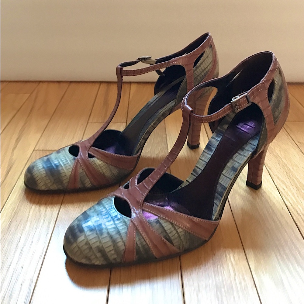 Banana Republic snakeskin heels